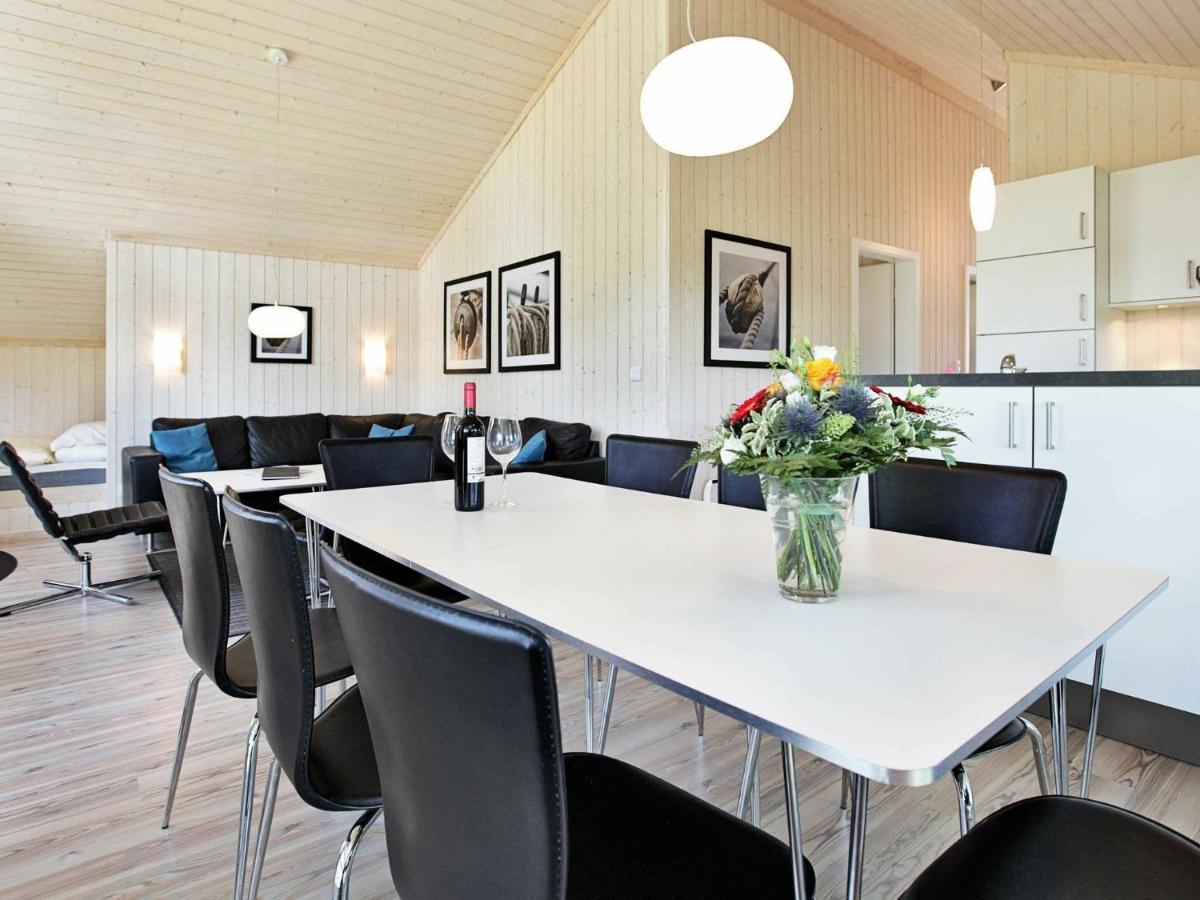 Three-Bedroom Holiday Home In Grossenbrode 8 部屋 写真