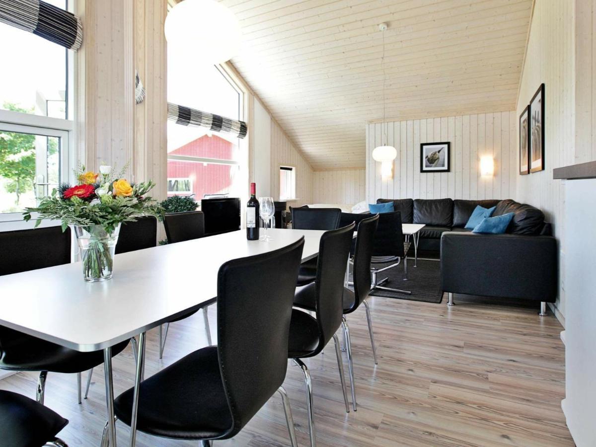 Three-Bedroom Holiday Home In Grossenbrode 8 部屋 写真